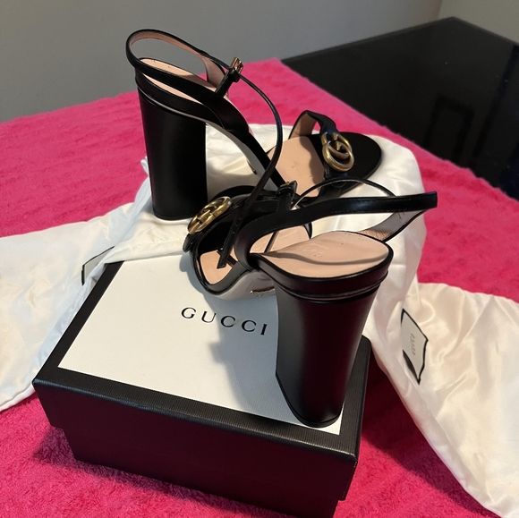 Gucci Sandals - Picture 3 of 7